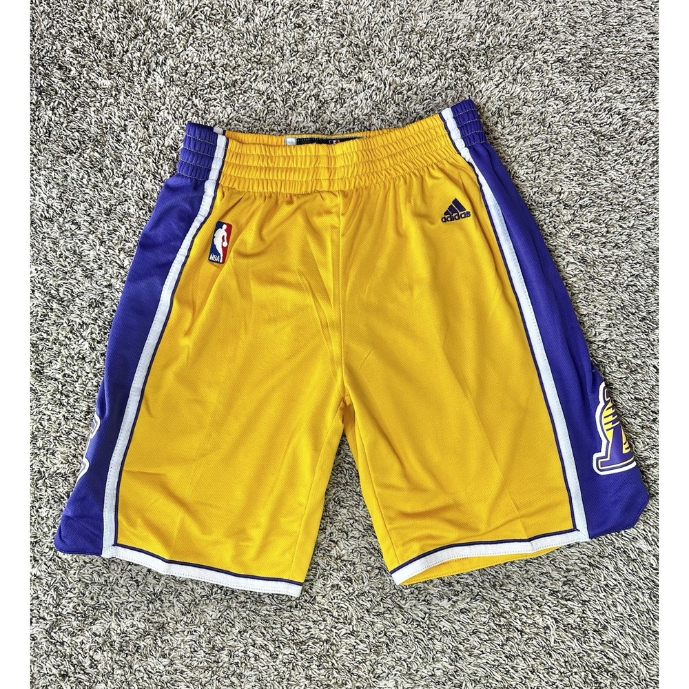 Los Angeles LA Lakers Adidas NBA Basketball Shorts Size Small